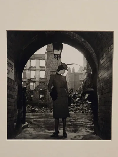 October, art - Image 6